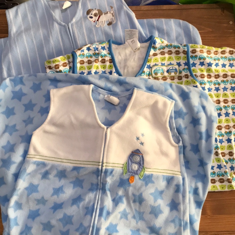 Lot of 4 Halo sleepsacks XL 18-24 months